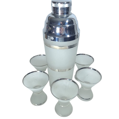 Vintage Mid Century Frosted Glass Three Band Cocktail Shaker With 5 Glasses MCM - Picture 2 of 23