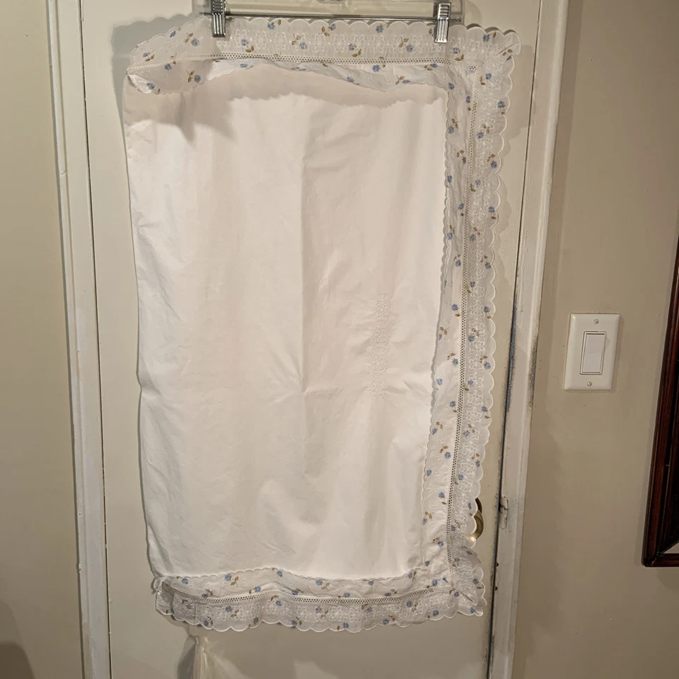 Almohada Ricamo Svizzero blanca y azul floral bordada falsa suiza/italiana Foto 3 de 4