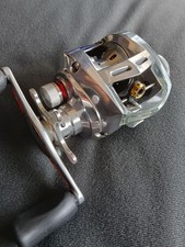 Megabass Alphas Ito Rechtshand Baitcastrolle Süßwasser Salzwasser Angeln