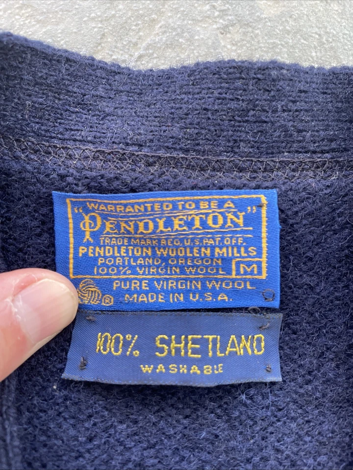 Vintage Pendleton Cardigan Vest 100% Shetland Wool Men's Size M Navy Blue Knit - Image 2 of 4