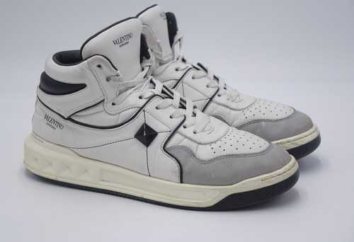 Size 44 - Valentino White/Black Leather Roman Stud High Top Sneaker - Picture 4 of 18