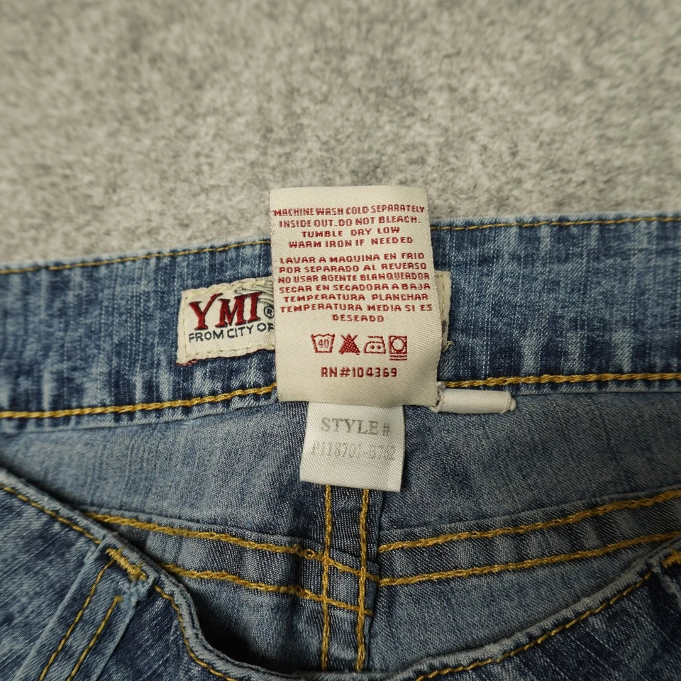 Pantalones de mezclilla para mujer YMI talla 5 azul claro lavado elástico pierna acampanada Foto 4 de 4