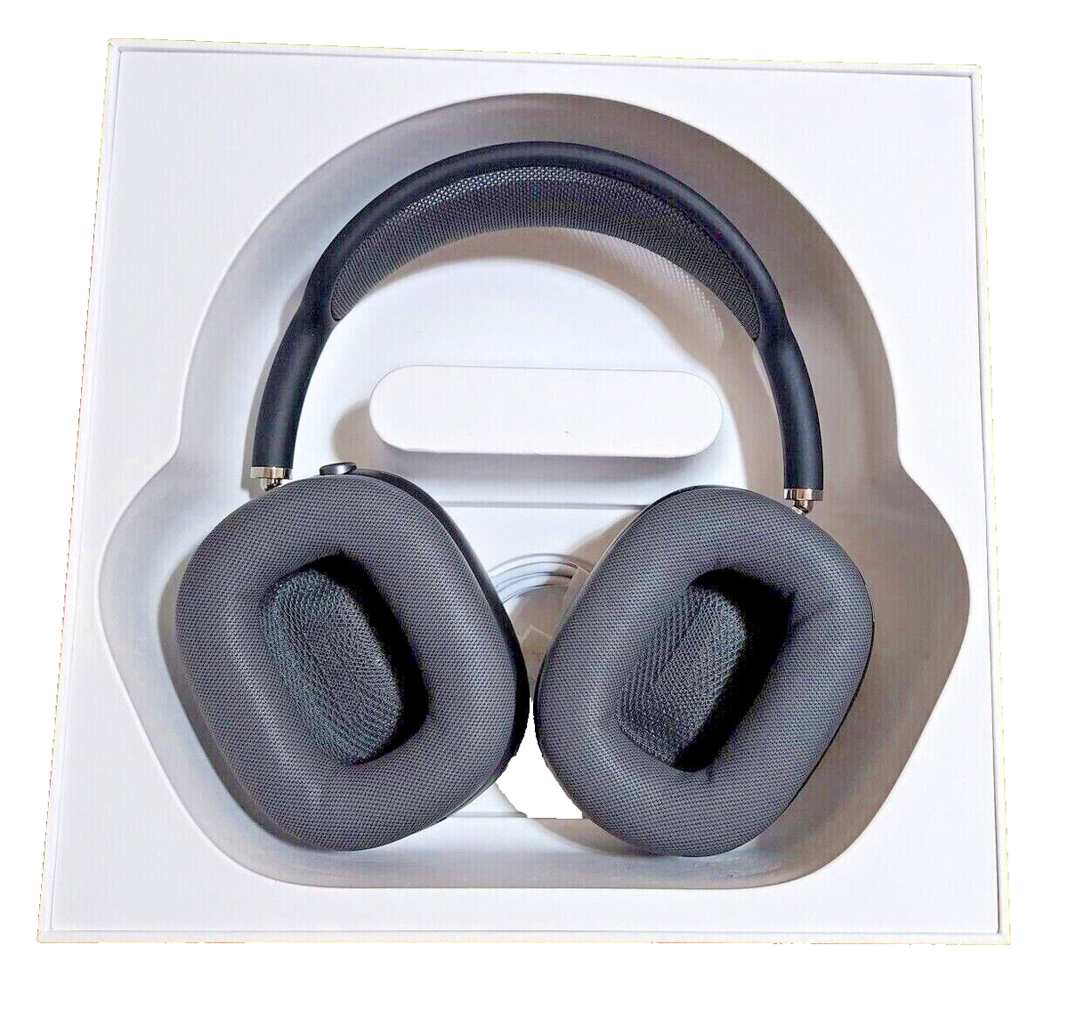 Apple AirPods Max - Black OEM complete accessories Authentic -Free Gift Apple AirPods Max - Black OEM complete accessories Authentic -Free Gift