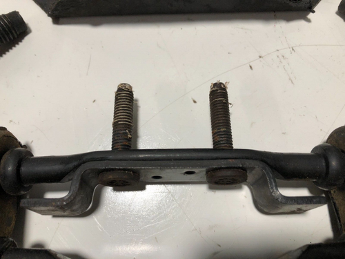 Exhaust Hanger Bracket Mount Mustang GT 5.0 1994 1995 - Picture 4 of 11
