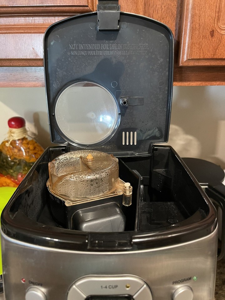 Cuisinart DGB625 Grind & Brew 12Cup Automatic Coffee Maker 8627902417