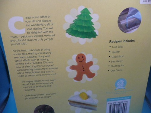 SOAPS ELAINE STAVERT 2009 PAPERBACK CRAFT BOOK - Imagen 4 de 4