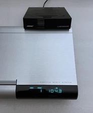 BOSE Music Center Model 20 for Lifestyle 20 25 30 CD - MINT Condition