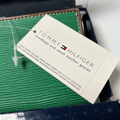 Tommy Hilfiger Black Slim Clutch  New in Box - Picture 16 of 16