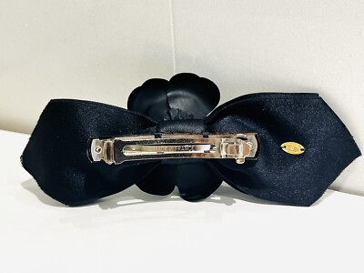 Authentic Chanel Ribbon with Camellia Flower Barrette great gift! NWT CHANEL Barrette Camellia Flower Satin Hair Accessory White  main image 4