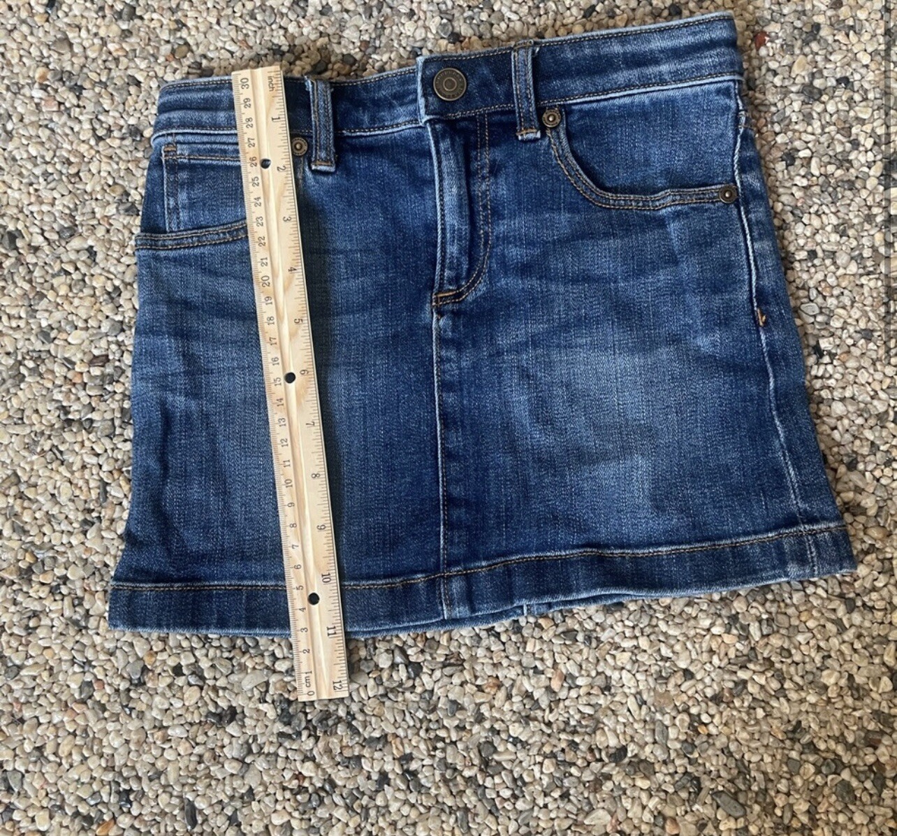 Picture 4 of 5