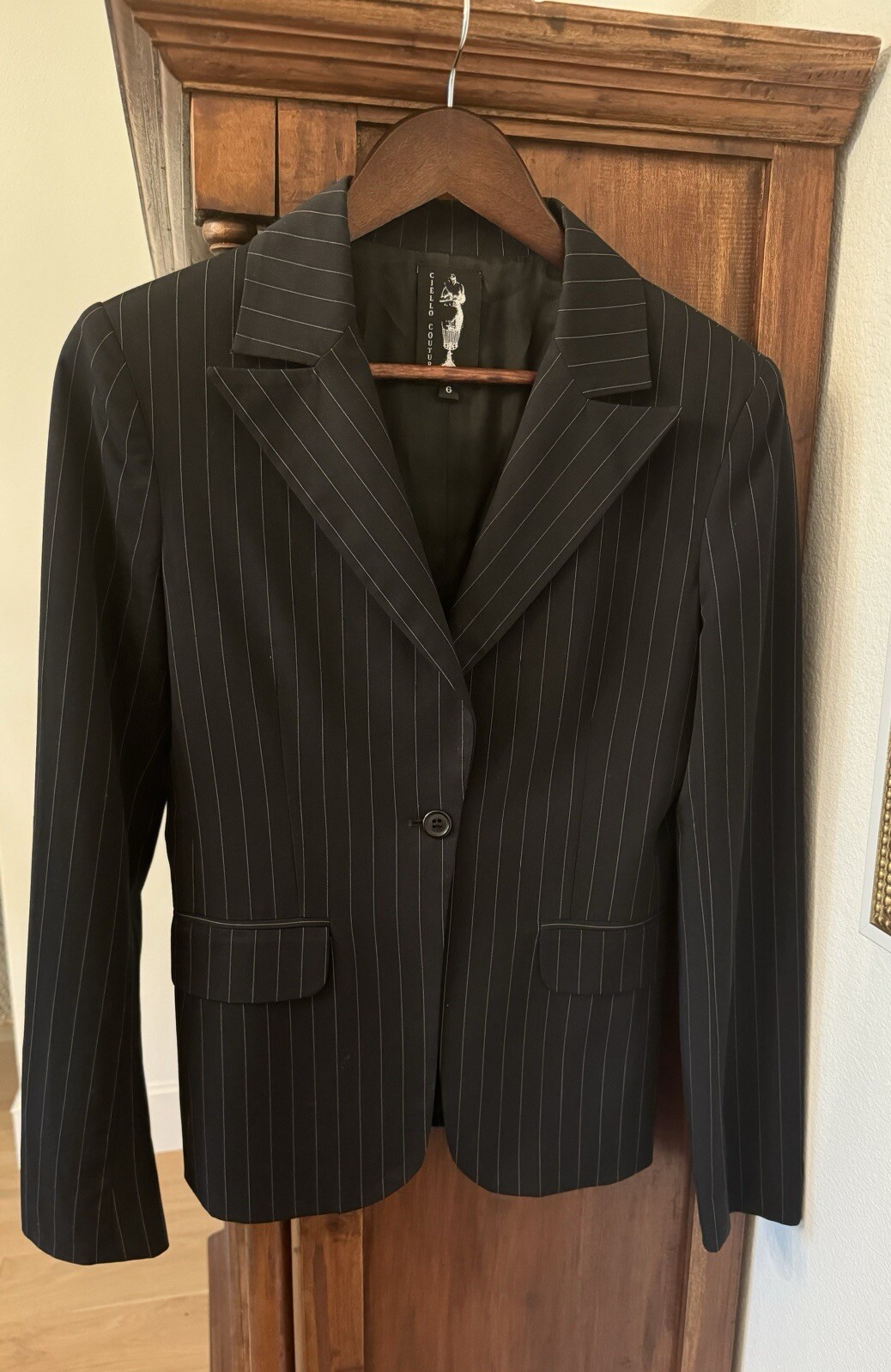 Ciello Couture Women’s Blazer Black Pinstriped Size 6 Work Career Designer