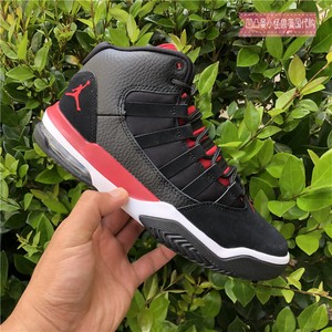jordan max aura gs