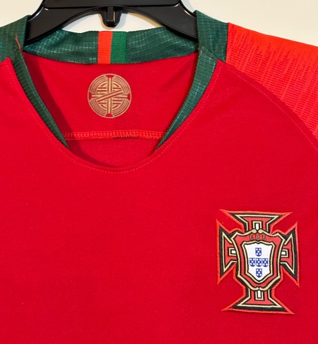 #13 CAMISETA DE FÚTBOL PORTUGAL Para hombre Talla Grande Roja Verde (daño en #13 en la espalda) - Imagen 3 de 8