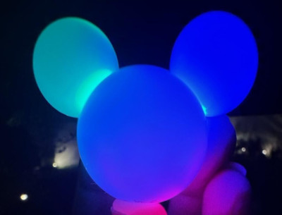 IN HAND RTS Disney  Mickey Shaped Glow Cube!!NEW!