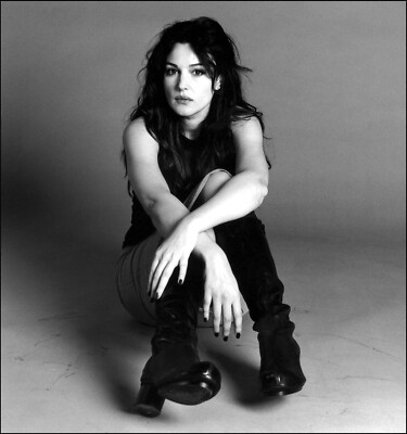 Italian Actress & Model MONICA BELLUCCI Publicity Picture Print Photo 24x36