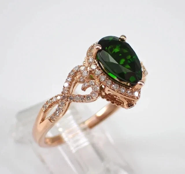 Anillo de boda enchapado en oro rosa de 14 quilates con halo de esmeralda verde creado en laboratorio corte pera de 3,50 quilates Foto 2 de 4