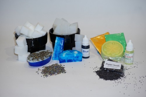 Soap Making Kit - Mixed Variety - Various Colours (Melt & Pour) - Ideal Gift! - Picture 2 of 10