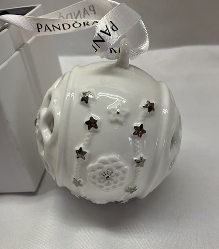 Pandora 2011 Christmas Snow Ball Ceramic Tree Ornament In Original Box - Picture 11 of 13