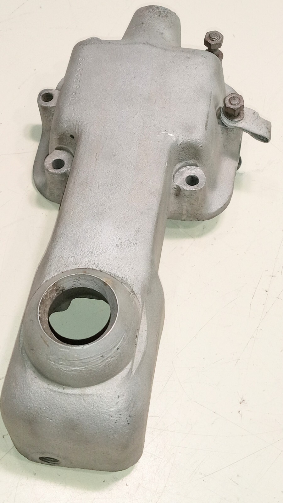Ferrari 330 GT Engine Transmission Gear Shift Housing_520539_2+2_GENUINE