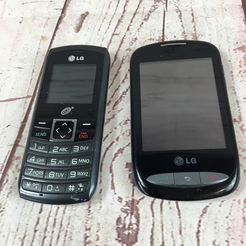 Lot Of 2 LG 320G And Lg-310t GSM Speaker Text TRACFONE Cell Phone For Parts - Picture 2 of 12