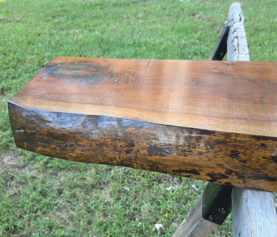 Manto/estante de chimenea sólido pesado hecho a mano negro nogal rústico Foto 3 de 4