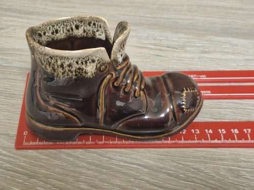 Bristo Pottery Malta Caramic boot attributed to "Peter the Potter" from Malta. - Picture 12 of 14