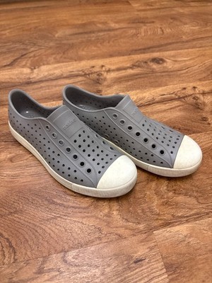 Native slide on shoes grey, men 6 or womens 8 used/good condition 