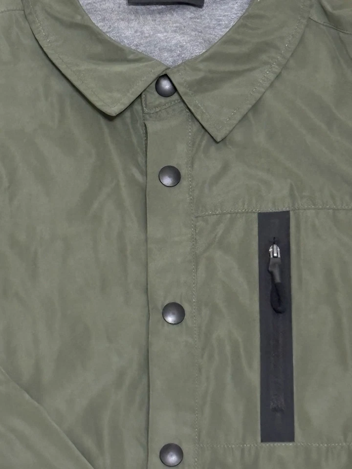 Marc Anthony Mens Size Large Button Up Shirt Olive Green Pockets Snap Button - Image 4 of 4