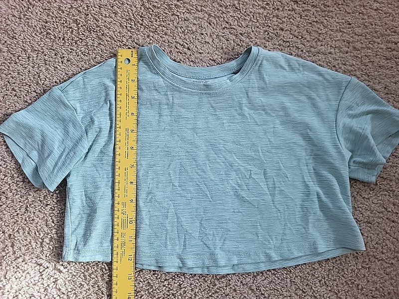 Girls Old Navy Active Workout Crop Tshirt, Mint Blue Color - GREAT Condition