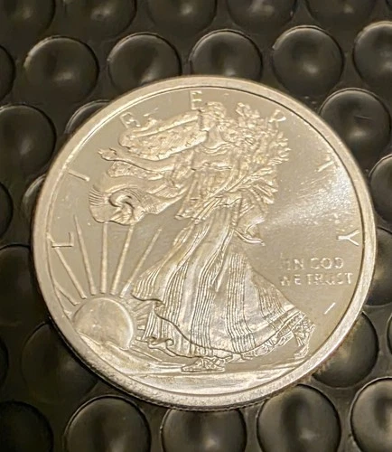 1 OZ. GOLDEN STATE MINT  .999 FINE SILVER ROUND – WALKING LIBERTY DESIGN