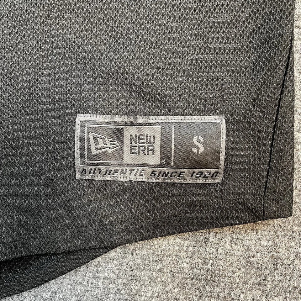 Camiseta de béisbol New Era Inner Circle #22 negra dorada talla S auténtica Foto 2 de 4