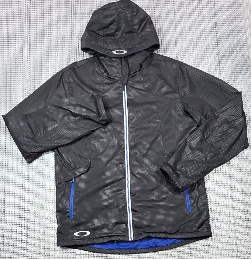 Oakley Jacket L Black Blue Meshed Lined Full Zip Training So