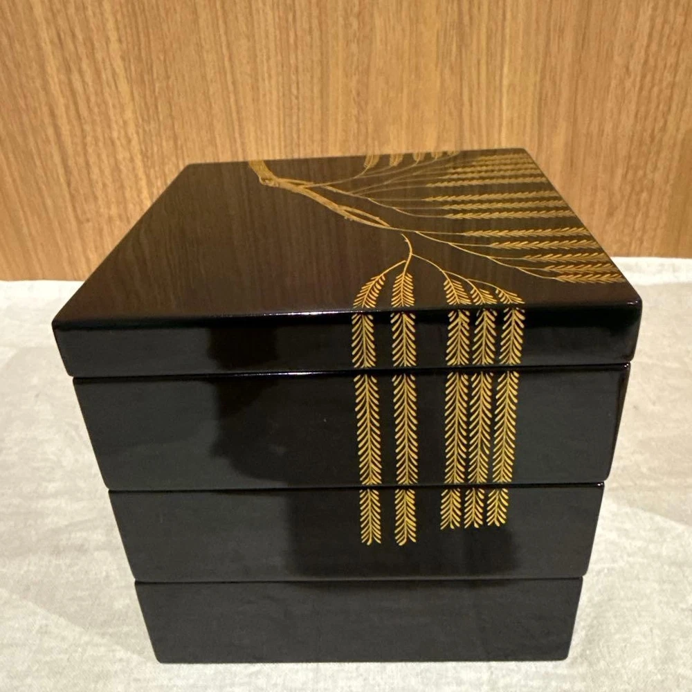 Jubako Bento Box Japanese Heiando Yamada Kojubako Oju threetiered heavy lacquer