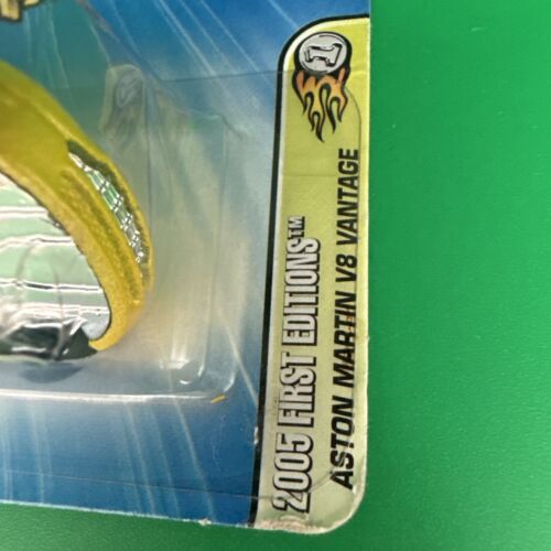 Hot Wheels 2005 First Editions ASTON MARTIN V8 VANTAGE- Realistix 11/20 G6722 - Picture 2 of 9