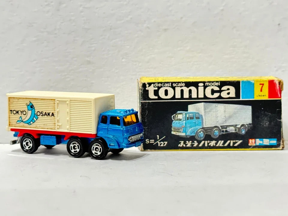 Tomica Black Box Mitsubishi Fuso Panel Van Made in Japan No. 7 Tokyo Osaka - image 2 of 4