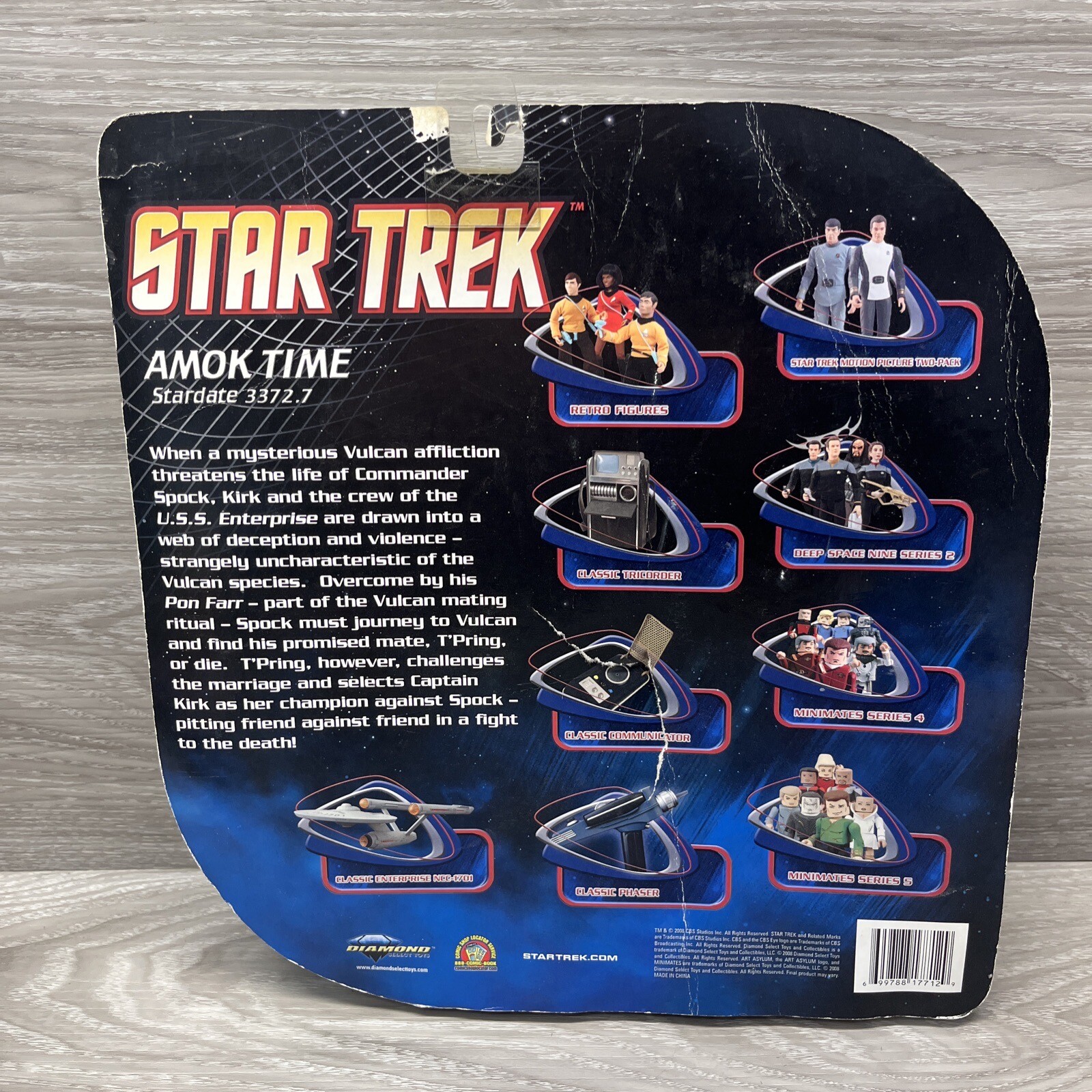 DIAMOND SELECT TOYS Star Trek: Amok Time: Spock and Kirk Two-Pack Action Figure