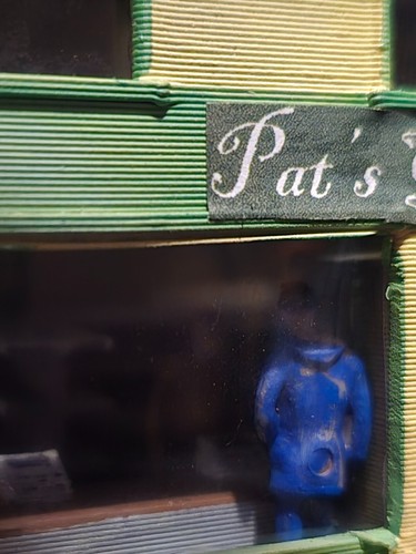 Z gauge village shop, restaurant, cafe or take-away **UNPAINTED** - Picture 12 of 22