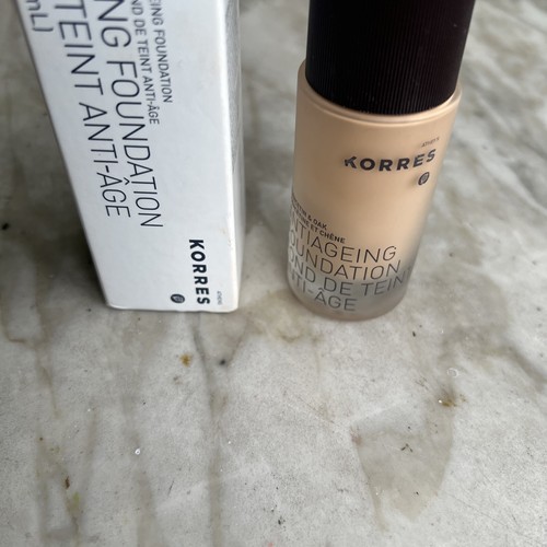 Korres Quercetin & Oak Antiaging Foundation #20 Golden/ Beige, 0.91 oz - Picture 2 of 3