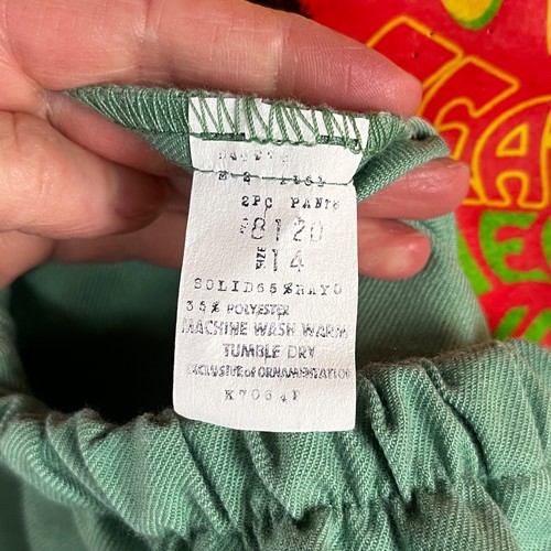 Conjunto de Traje Pantalones Top Manga Abullonada Cuello en V Floral Pastel Verde Años 70 De Colección PXS Retro - Imagen 16 de 17