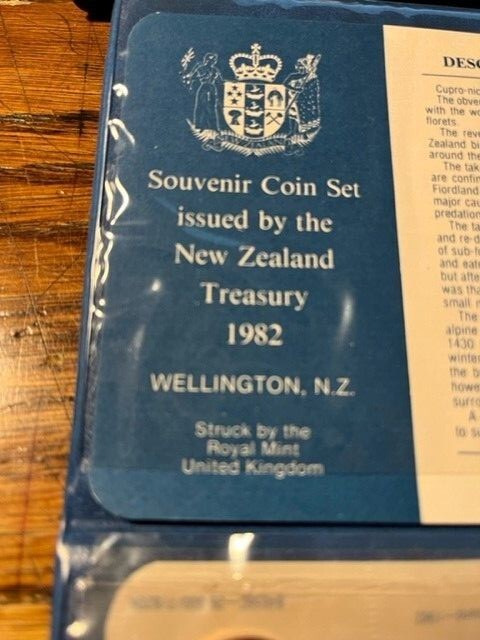 1982 New Zealand Souvenir Coin Set by Royal Mint #22028 | eBay
