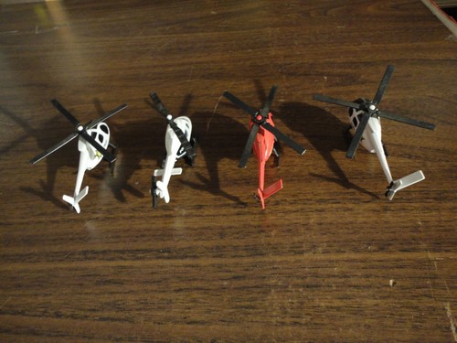 The vintage lot of 4 matchbox ,diecast helicopter (Police & Fire Dept. )used - Picture 4 of 5