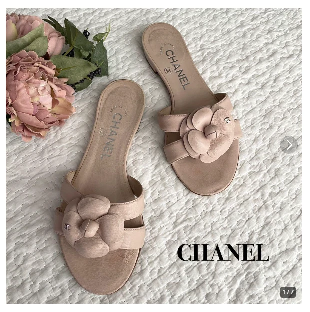 Chanel camellia 2025 slippers