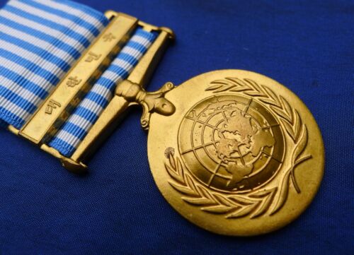 UN SOUTH KOREA MILITARY FORCES ISSUE UNITED NATIONS SERVICE MEDAL for KOREA 1950 - Picture 2 of 8