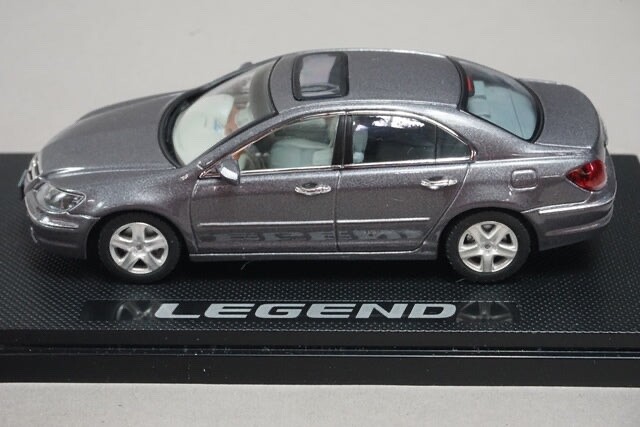 EBBRO 43656 1:43 SCALE 2005 HONDA LEGEND KB1 DIECAST MODEL CAR