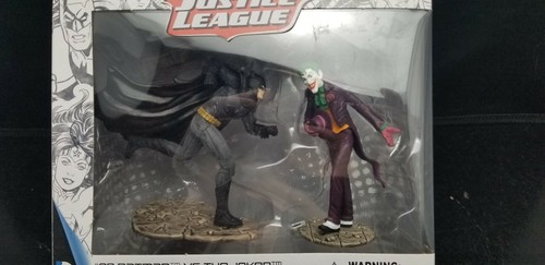 New - Schleich Justice League (#09) Batman vs The Joker Figurines Collectible - Picture 7 of 7