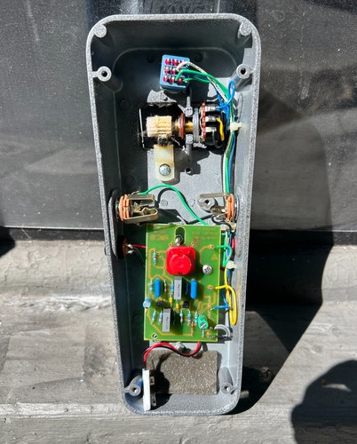 Teese Real McCoy Custom RMC1 Wah Pedal - Picture 8 of 8