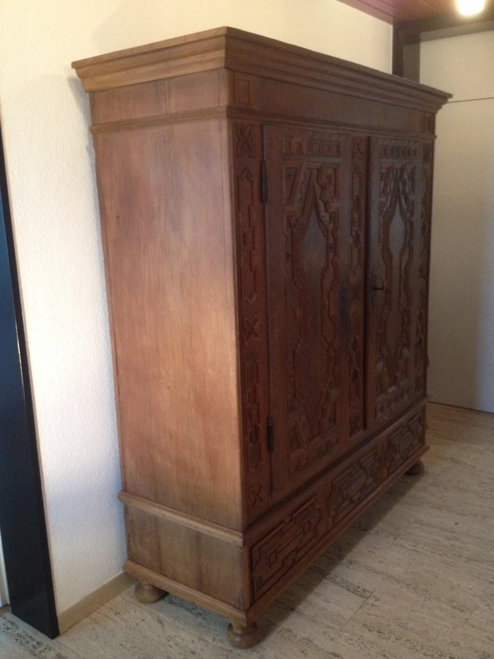 Bückeburger Bauernschrank  - Alt aber Gut - Bild 2 von 4