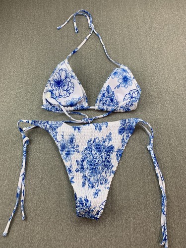 Smocked 2pc Bikini Swimsuit Women size Large Blue White Floral Cottage Core Cute - Picture 2 of 17