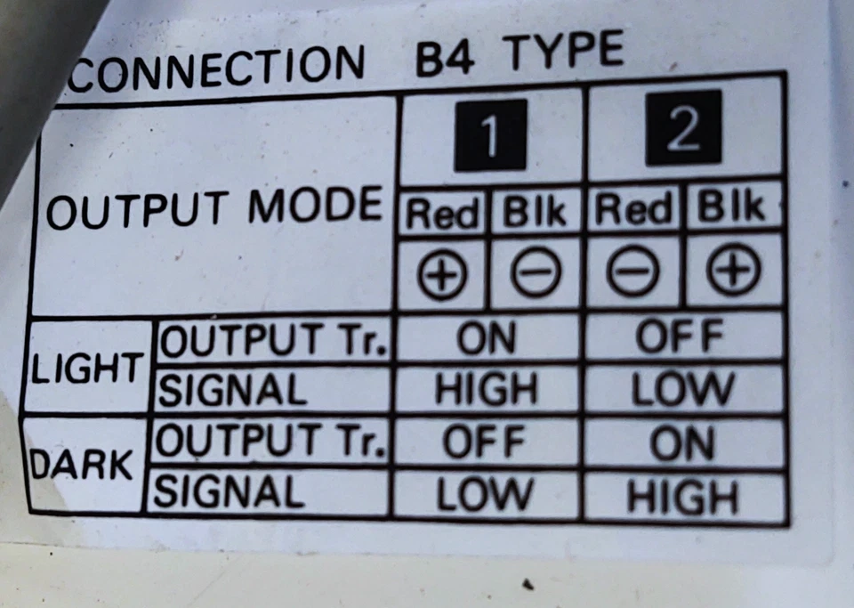 Omron E3S-DS10B4 Photoelectric Sensor with Adjustable Stability Light - Image 4 of 4