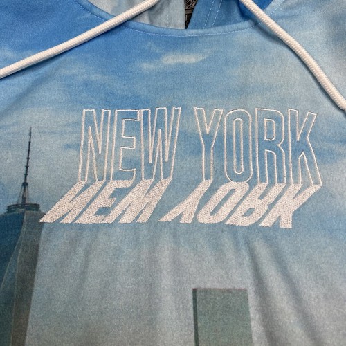 Brooklyn Cloth Hoodie Mens Small New York City Landscape Pullover Blue White EUC - Picture 3 of 13
